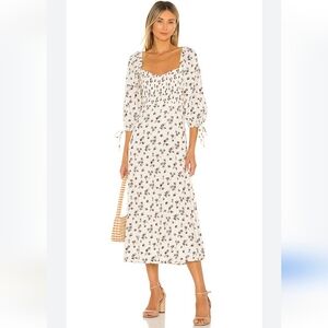 Faithfull the Brand Paola Floral-Print Shirred Midi Dress. White, brown. Boho. S